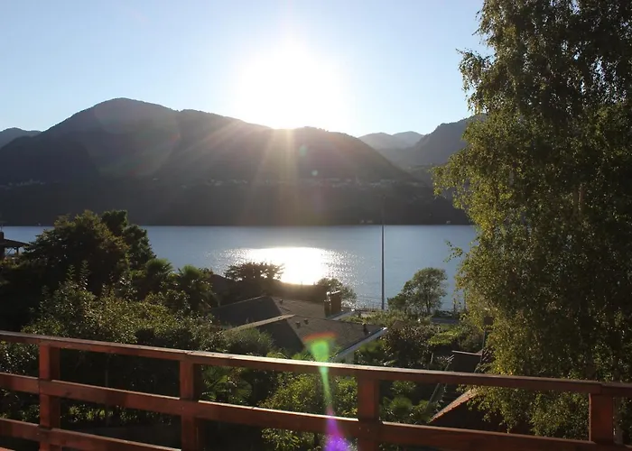 Casa Simone アパート オメーニャ